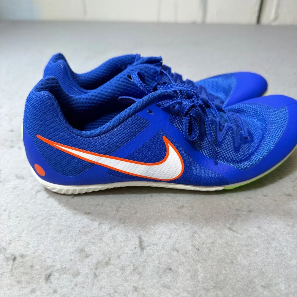 Nike these zoom